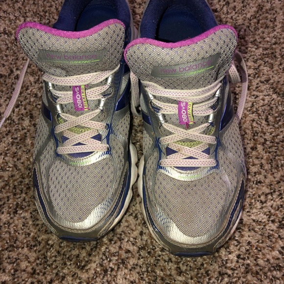 New balance running shoes - Picture 7 of 12